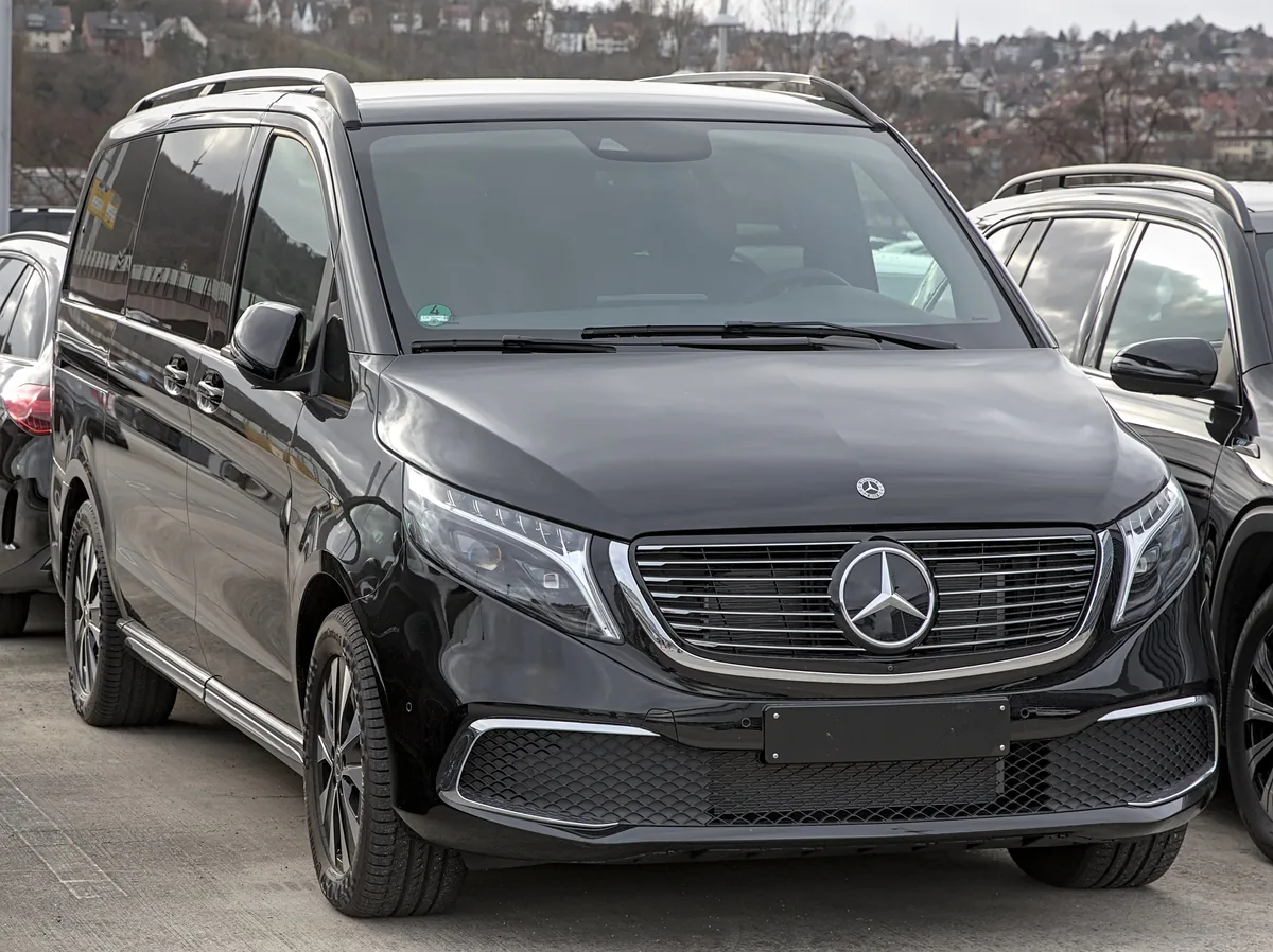 Mercedes V-Class — Van